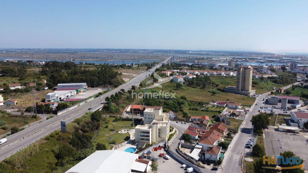 Lote para construção de um prédio em Tavarede! Lote para construção de um prédio em Tavarede!