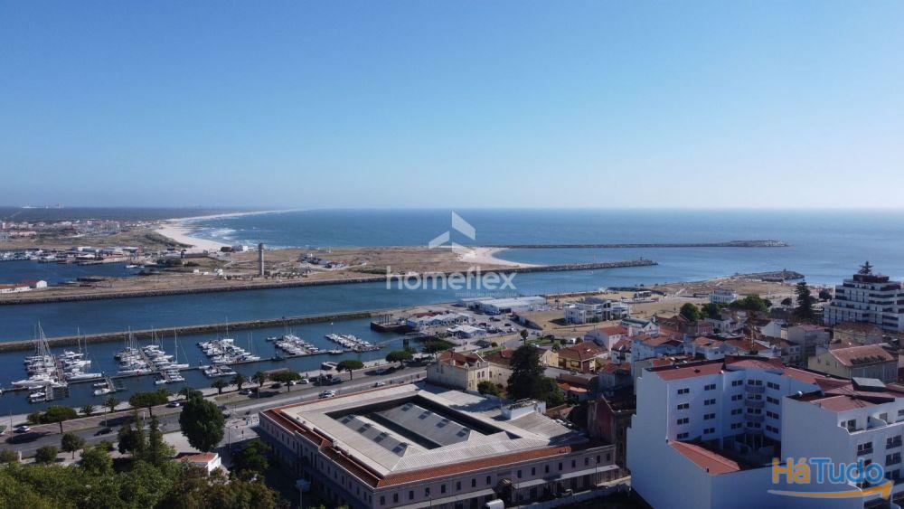 Lote para construção de um prédio em Tavarede! Lote para construção de um prédio em Tavarede!