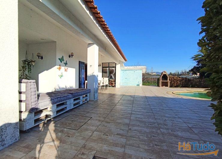 Fantástica moradia T4 em Panoias, piscina e terreno com 3085 m2 Fantástica moradia T4 em Panoias, piscina e terreno com 3085 m2