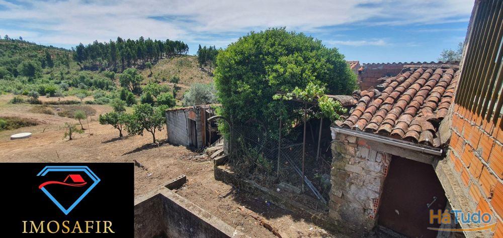 Casa para restaurar no Carvoeiro, Mação Casa para restaurar no Carvoeiro, Mação