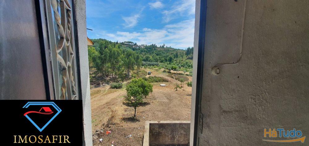 Casa para restaurar no Carvoeiro, Mação Casa para restaurar no Carvoeiro, Mação