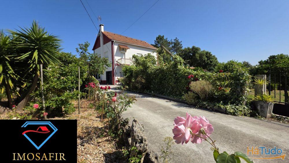 Moradia T4 nas Olalhas, a 2 kms da Albufeira do Castelo do Bode Moradia T4 nas Olalhas, a 2 kms da Albufeira do Castelo do Bode