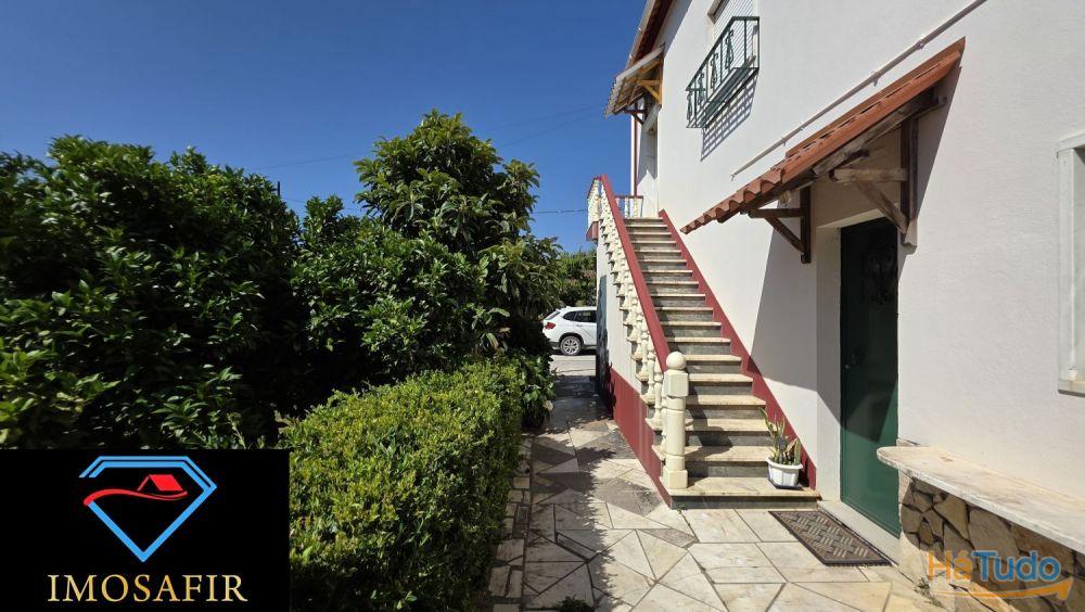 Moradia T4 nas Olalhas, a 2 kms da Albufeira do Castelo do Bode Moradia T4 nas Olalhas, a 2 kms da Albufeira do Castelo do Bode