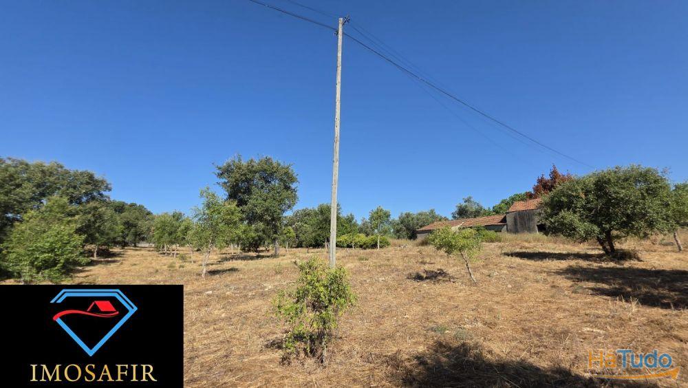 Terreno de Construção com 7665 m2 em Matos, Ferreira do Zêzere Terreno de Construção com 7665 m2 em Matos, Ferreira do Zêzere