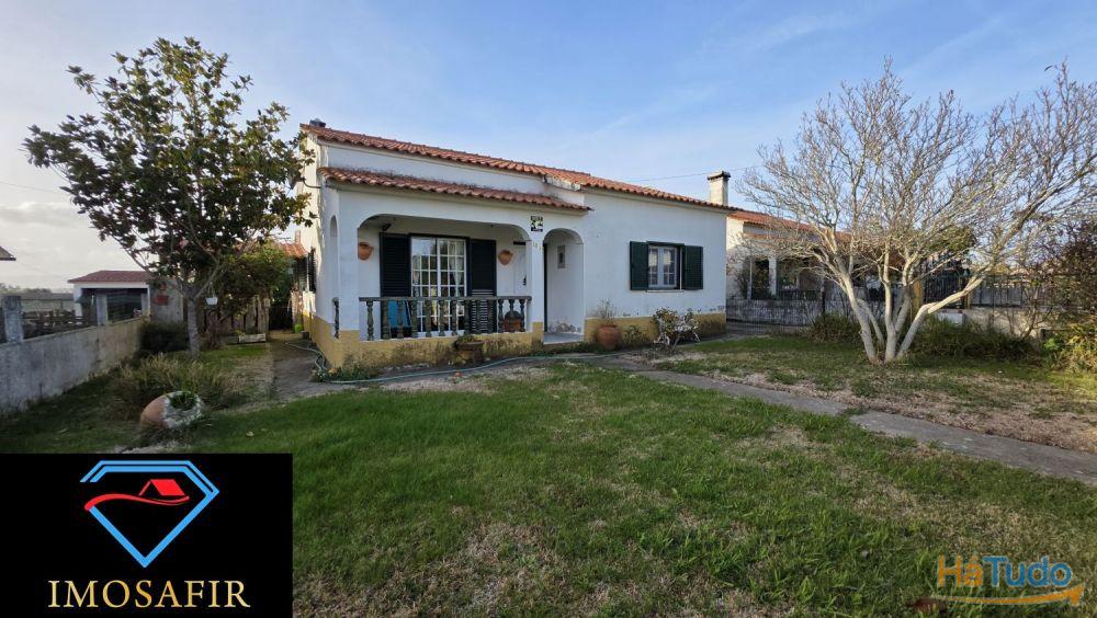 Excelente Moradia Térrea T3 em S. Pedro, Tomar Excelente Moradia Térrea T3 em S. Pedro, Tomar