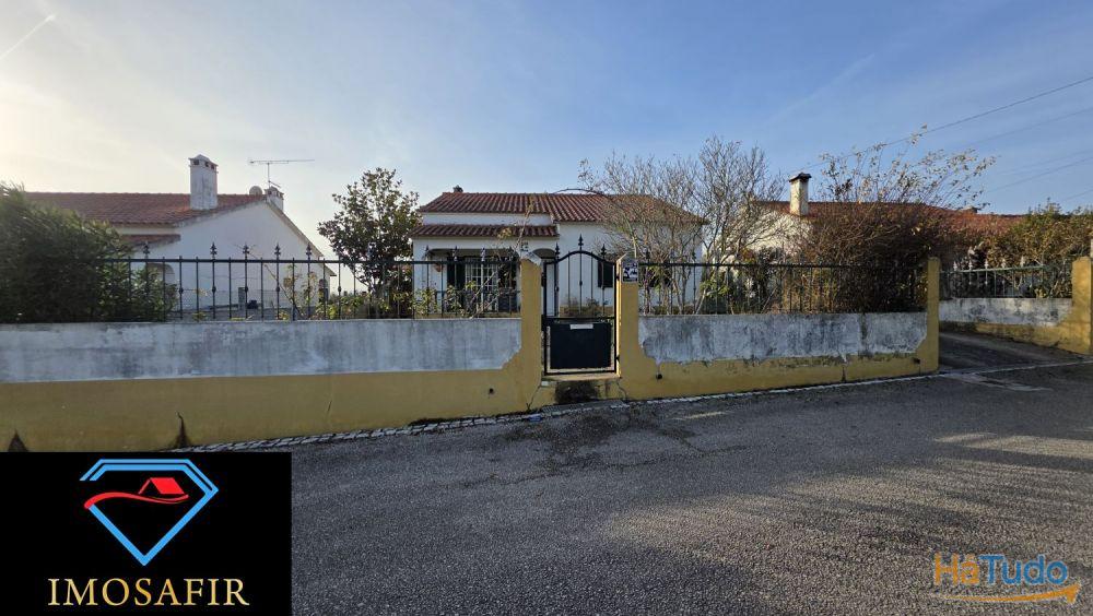 Excelente Moradia Térrea T3 em S. Pedro, Tomar Excelente Moradia Térrea T3 em S. Pedro, Tomar