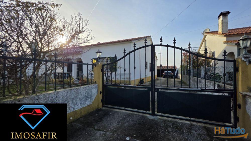 Excelente Moradia Térrea T3 em S. Pedro, Tomar Excelente Moradia Térrea T3 em S. Pedro, Tomar