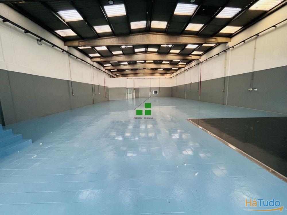 ARMAZÉM JUNTO À EXPONOR ARMAZÉM JUNTO À EXPONOR