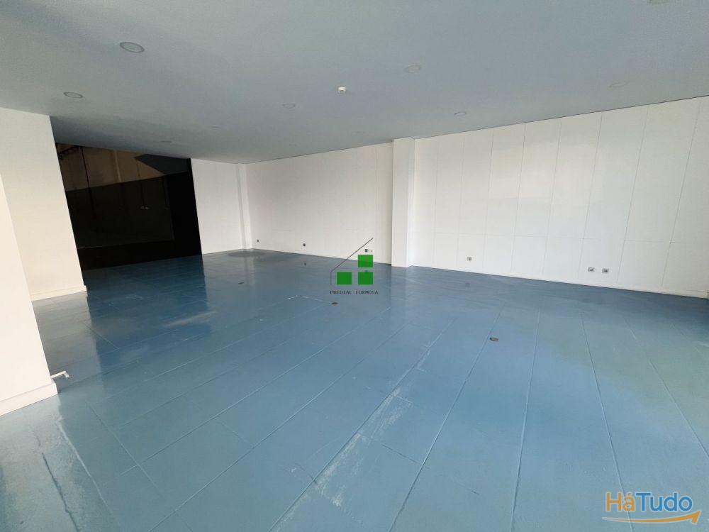 ARMAZÉM JUNTO À EXPONOR ARMAZÉM JUNTO À EXPONOR