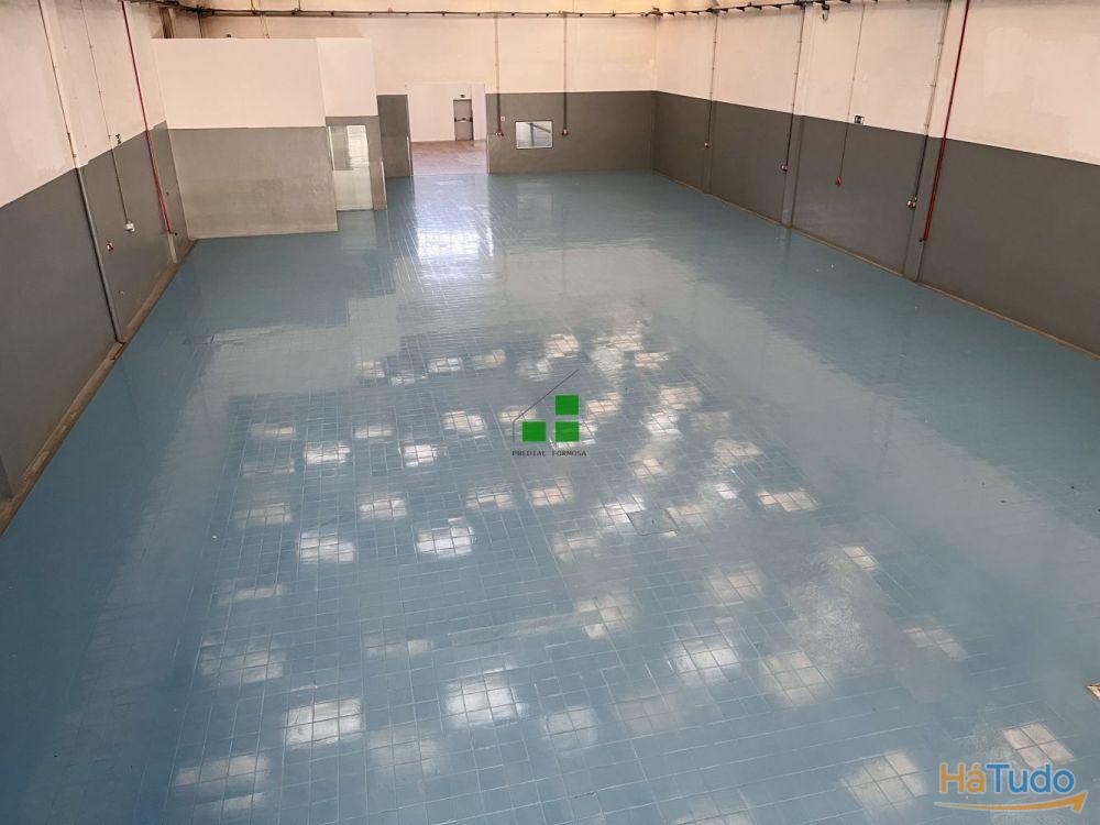 ARMAZÉM JUNTO À EXPONOR ARMAZÉM JUNTO À EXPONOR