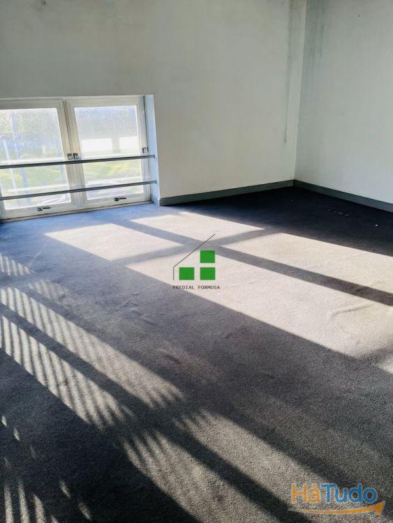 ARMAZÉM JUNTO À EXPONOR ARMAZÉM JUNTO À EXPONOR