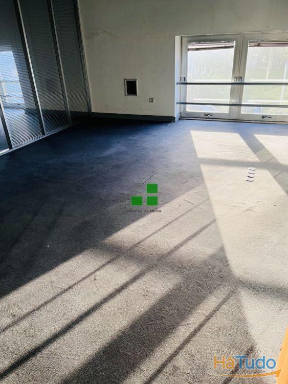 ARMAZÉM JUNTO À EXPONOR ARMAZÉM JUNTO À EXPONOR