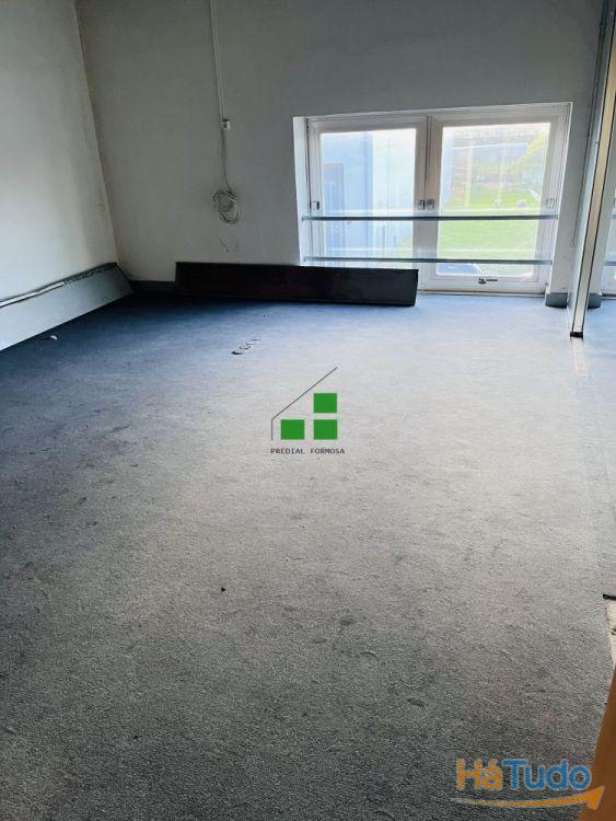 ARMAZÉM JUNTO À EXPONOR ARMAZÉM JUNTO À EXPONOR