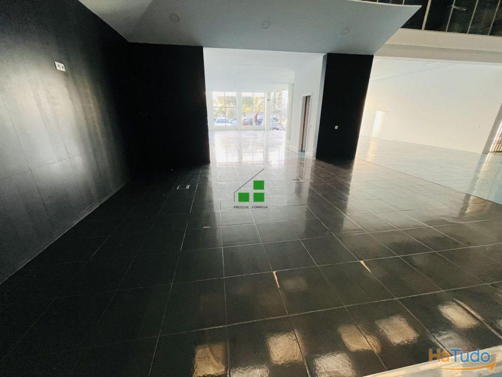 ARMAZÉM JUNTO À EXPONOR ARMAZÉM JUNTO À EXPONOR