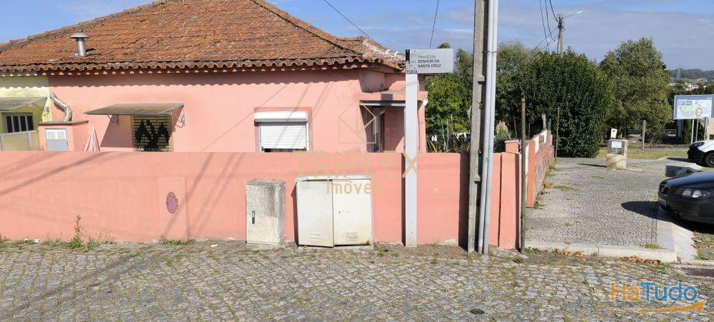 Casa com 3 inquilinos e Terreno - Monte Sta Cruz Casa com 3 inquilinos e Terreno - Monte Sta Cruz