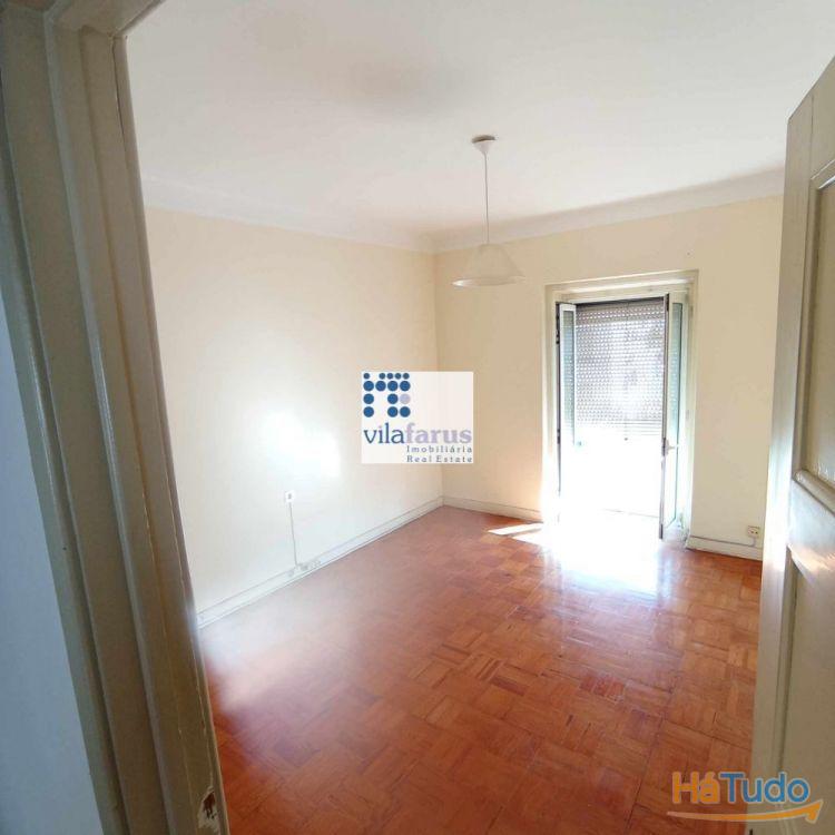 Fabulosa casa tradicional com amplo quintal no centro de Faro Fabulosa casa tradicional com amplo quintal no centro de Faro