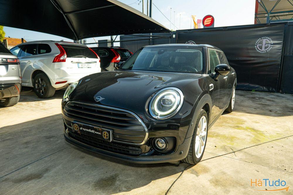 MINI Clubman . MINI Clubman .