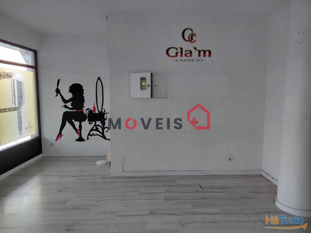 Loja centro da Cidade com garagem! Loja centro da Cidade com garagem!