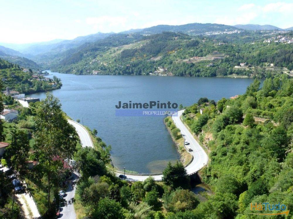 34.000m2 de terreno (Quinta) e 2 Ruínas a 8 minutos do Rio Douro. Portugal, Baião. 34.000m2 de terreno (Quinta) e 2 Ruínas a 8 minutos do Rio Douro. Portugal, Baião.