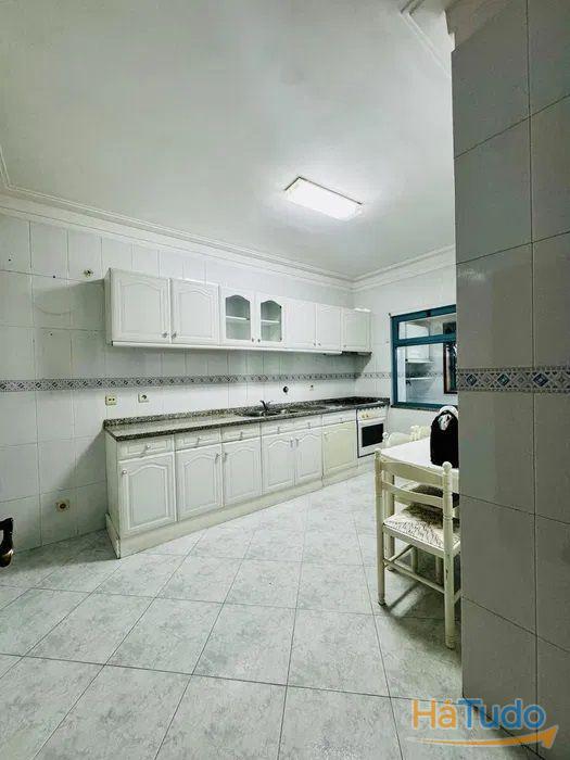 Apartamento T3-2 wcs-L.gar.gondomar Apartamento T3-2 wcs-L.gar.gondomar