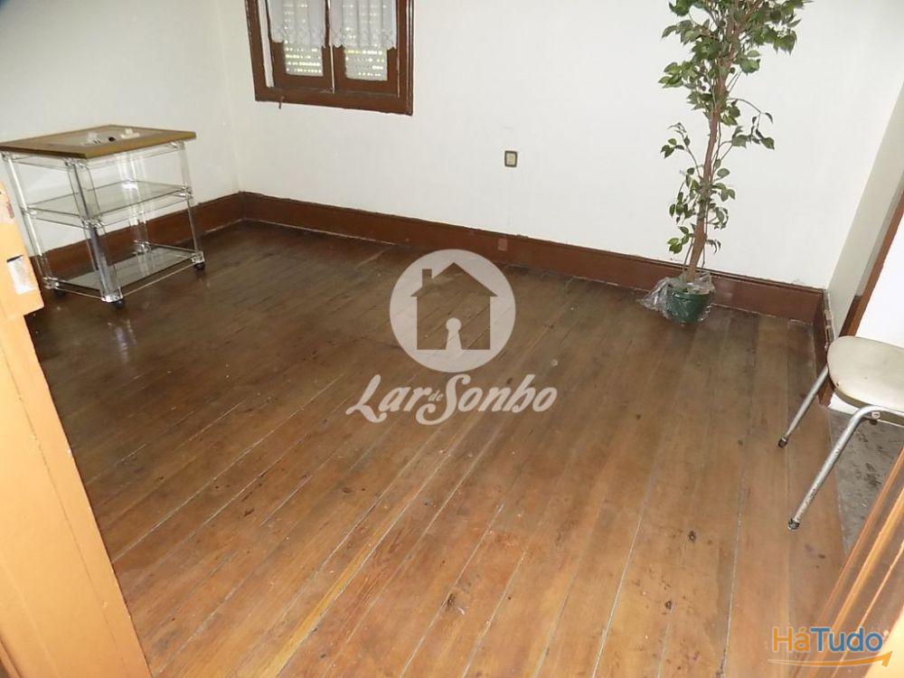 M4 individual p/restauro + GF(2carros), área total terreno 3.398m2 - Trofa M4 individual p/restauro + GF(2carros), área total terreno 3.398m2 - Trofa