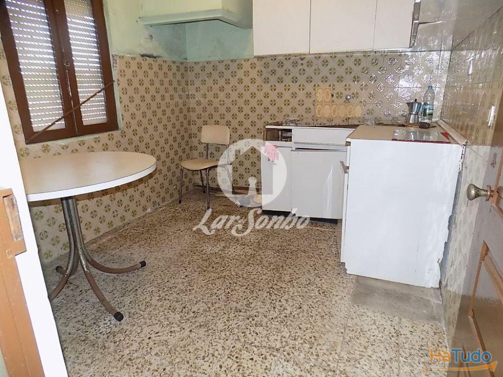 M4 individual p/restauro + GF(2carros), área total terreno 3.398m2 - Trofa M4 individual p/restauro + GF(2carros), área total terreno 3.398m2 - Trofa