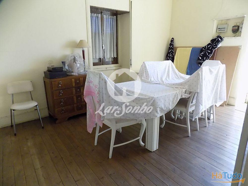 M4 individual p/restauro + GF(2carros), área total terreno 3.398m2 - Trofa M4 individual p/restauro + GF(2carros), área total terreno 3.398m2 - Trofa