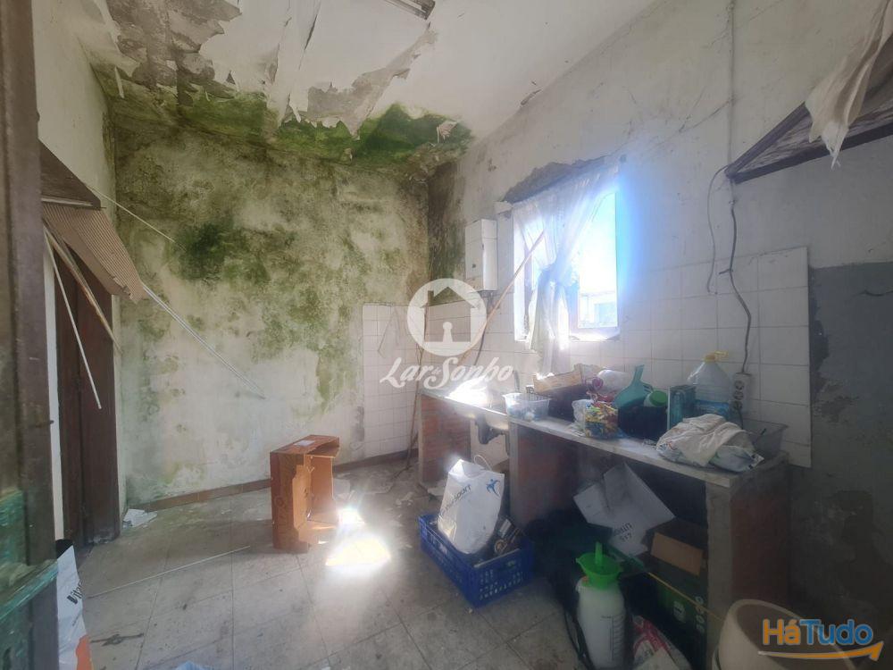 Moradia T3 para restauro a 600m da praia de Aguçadoura, Póvoa de Varzim Moradia T3 para restauro a 600m da praia de Aguçadoura, Póvoa de Varzim