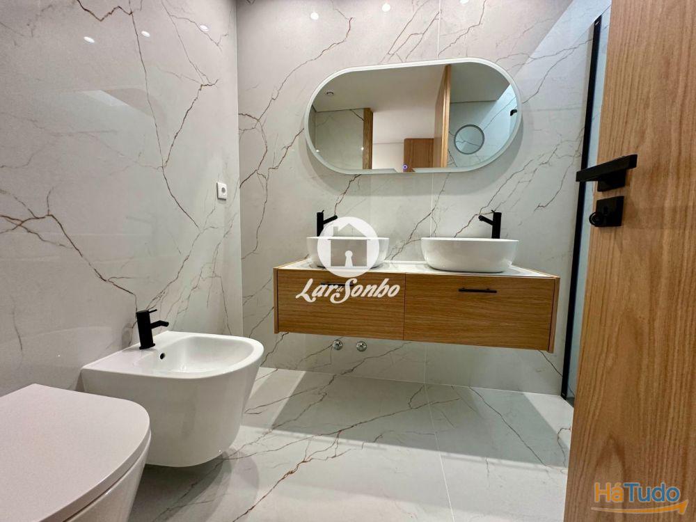 Moradia Moderna T2 a 200m da Praia de Aver-o-Mar! Moradia Moderna T2 a 200m da Praia de Aver-o-Mar!