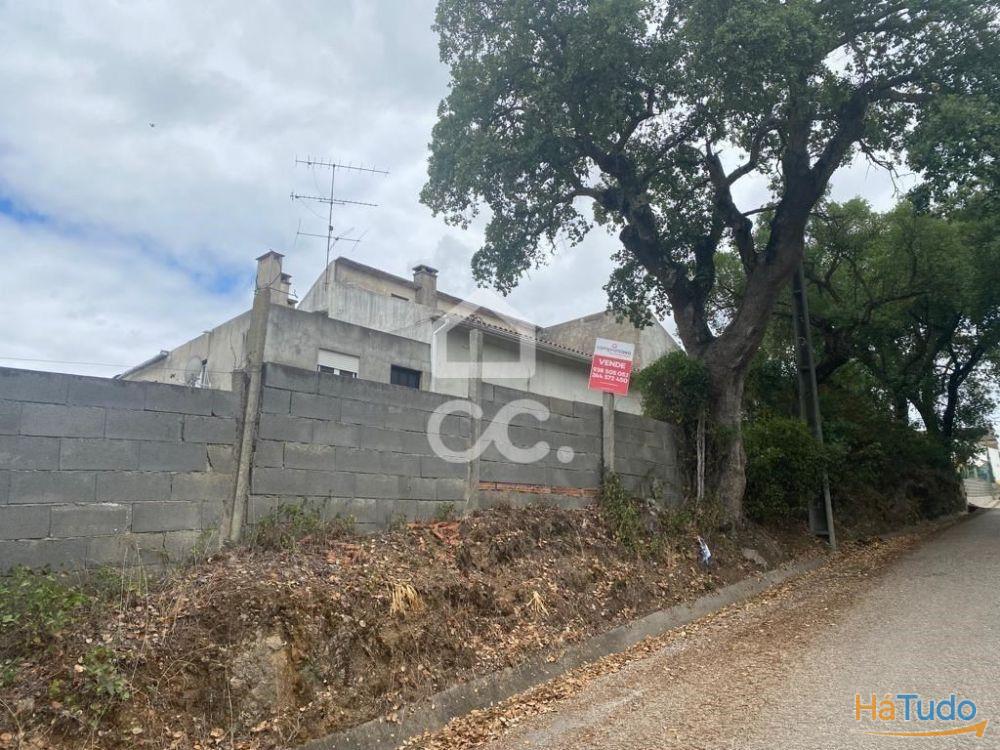 Moradia T3 em Casais e Alviobeira Moradia T3 em Casais e Alviobeira