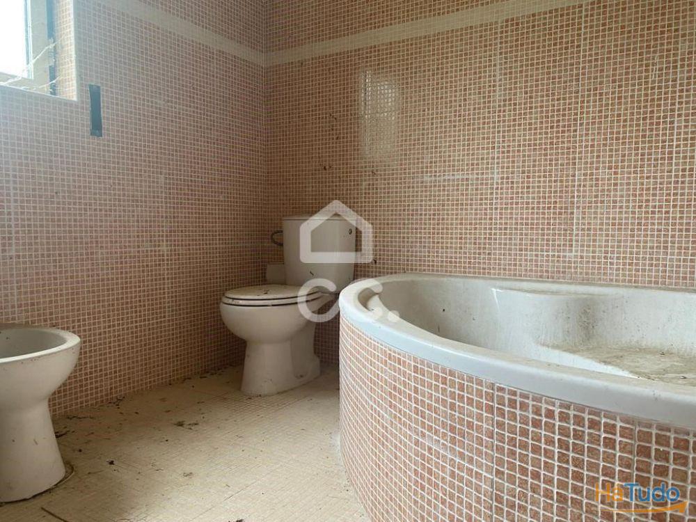 Moradia T3 em Casais e Alviobeira Moradia T3 em Casais e Alviobeira