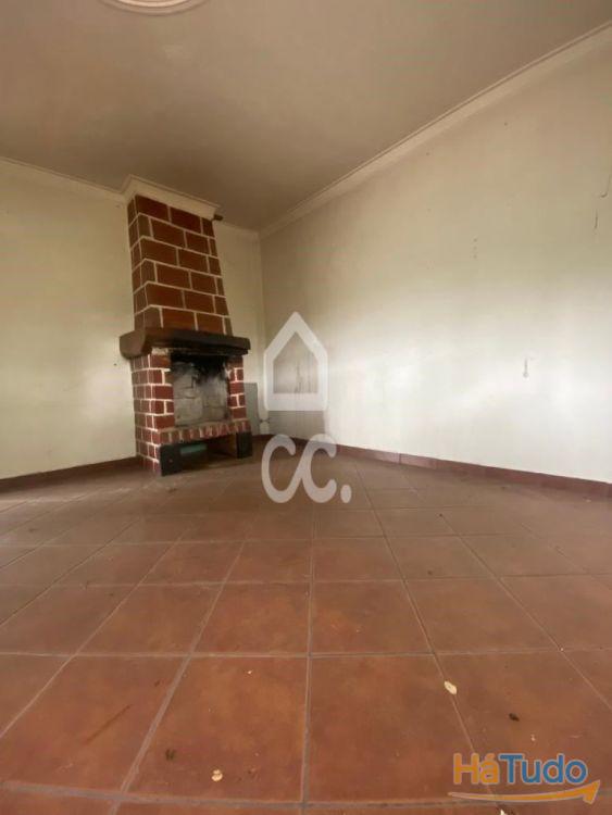 Moradia T3 em Casais e Alviobeira Moradia T3 em Casais e Alviobeira