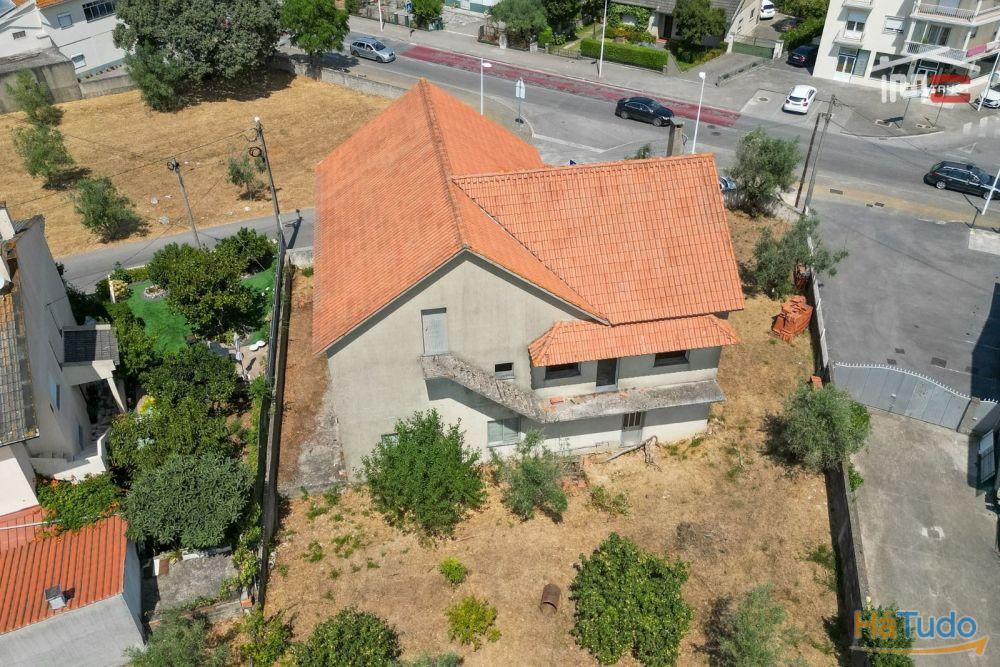 Prédio - Boa oportunidade de Investimento em Fátima Prédio - Boa oportunidade de Investimento em Fátima