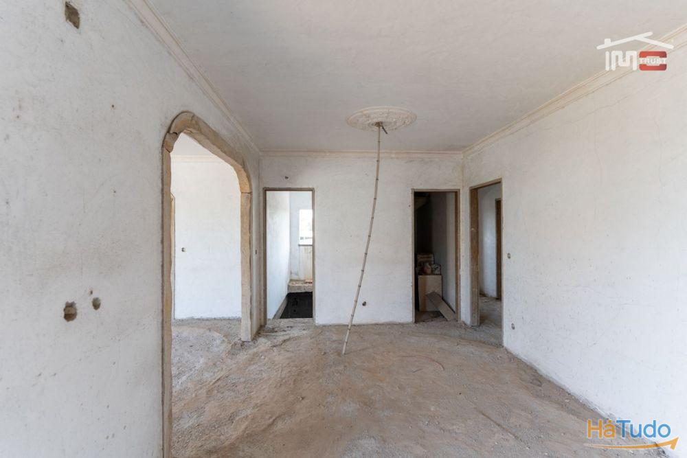 Prédio - Boa oportunidade de Investimento em Fátima Prédio - Boa oportunidade de Investimento em Fátima