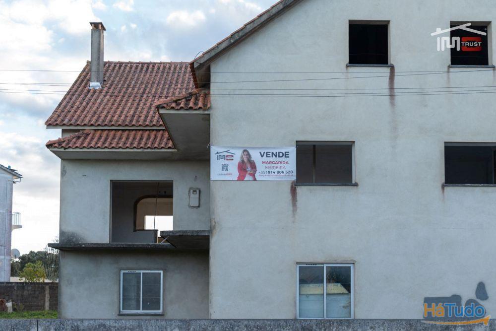 Prédio - Boa oportunidade de Investimento em Fátima Prédio - Boa oportunidade de Investimento em Fátima