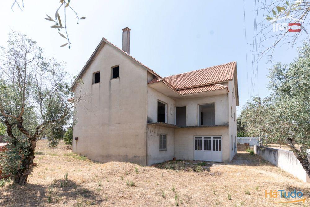 Prédio - Boa oportunidade de Investimento em Fátima Prédio - Boa oportunidade de Investimento em Fátima