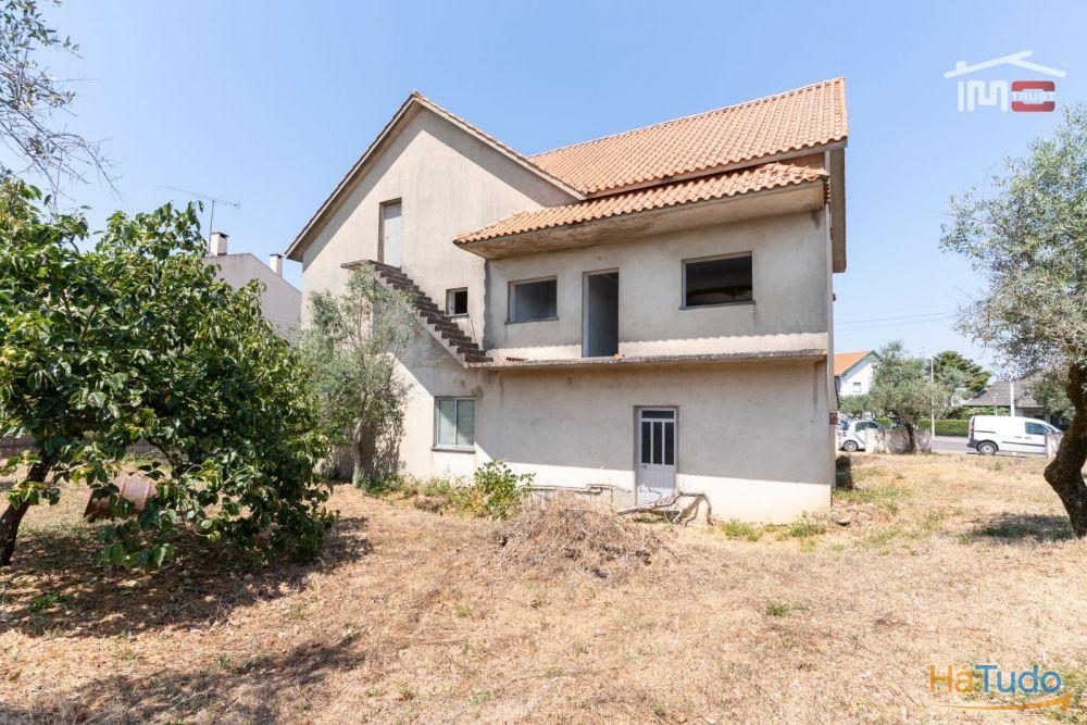 Prédio - Boa oportunidade de Investimento em Fátima Prédio - Boa oportunidade de Investimento em Fátima