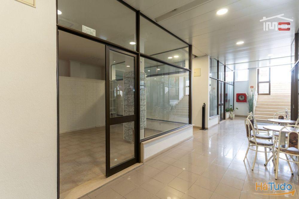 Loja em centro comercial, para venda, Ourém - Fatima Loja em centro comercial, para venda, Ourém - Fatima