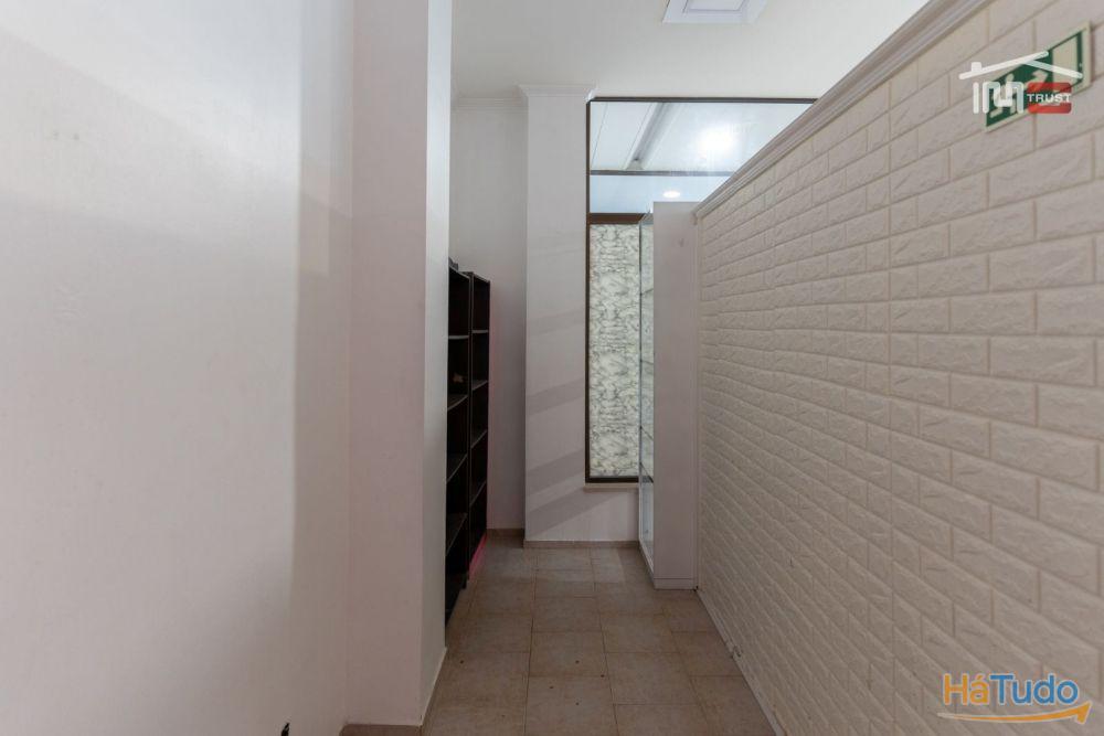 Loja em centro comercial, para arrendamento, Ourém - Fatima Loja em centro comercial, para arrendamento, Ourém - Fatima