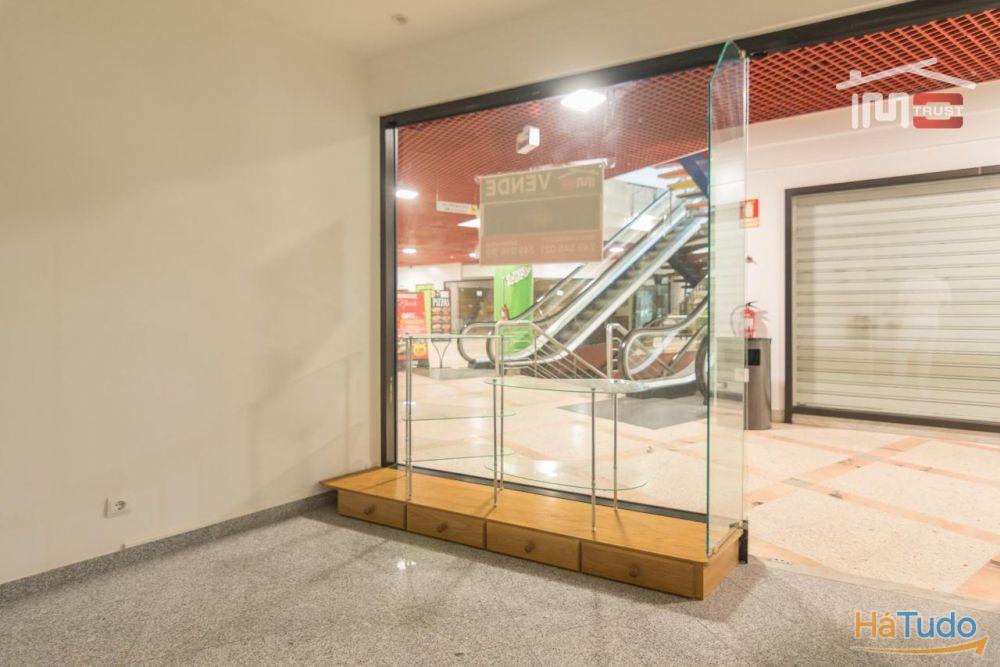 LOJA PARA COMÉRCIO NO FÁTIMA SHOPPING JUNTO AO SANTUÁRIO DE FÁTIMA LOJA PARA COMÉRCIO NO FÁTIMA SHOPPING JUNTO AO SANTUÁRIO DE FÁTIMA