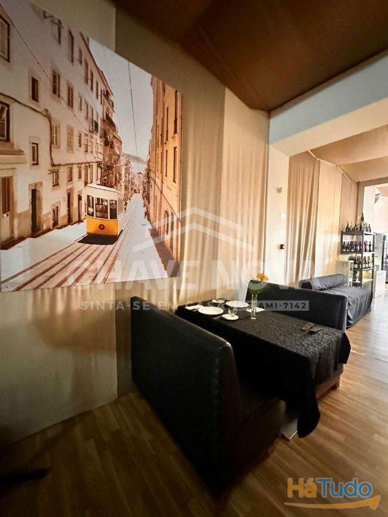 Trespasse de Restaurante/Churrasqueira na rua Bonjardim - Porto Trespasse de Restaurante/Churrasqueira na rua Bonjardim - Porto