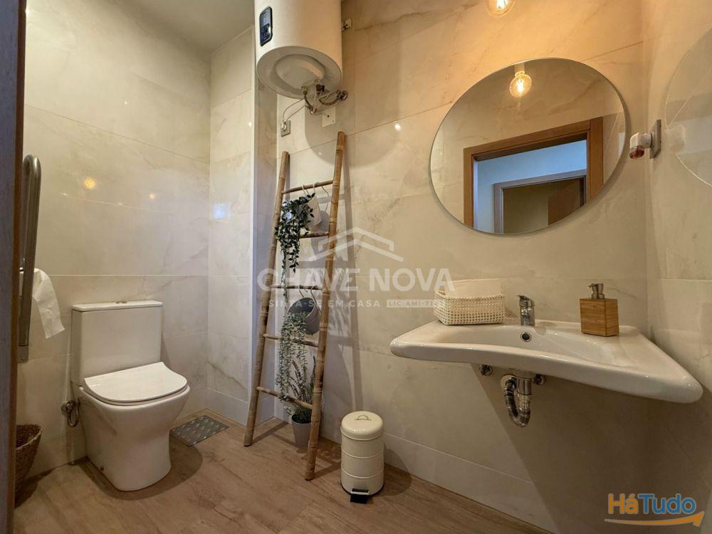 Clínica para trespasse, à Av. da Boavista, Porto Clínica para trespasse, à Av. da Boavista, Porto