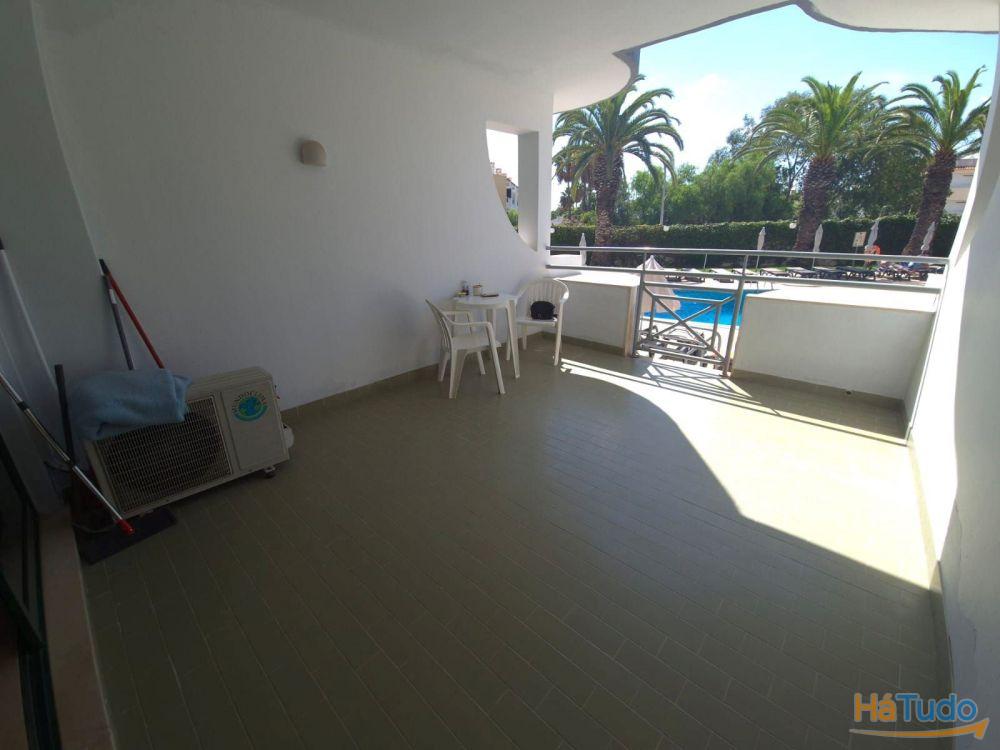T0 com ampla varanda Albufeira | Ideal para férias ou rentabilidade T0 com ampla varanda Albufeira | Ideal para férias ou rentabilidade