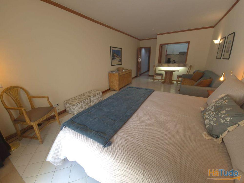 T0 com ampla varanda Albufeira | Ideal para férias ou rentabilidade T0 com ampla varanda Albufeira | Ideal para férias ou rentabilidade