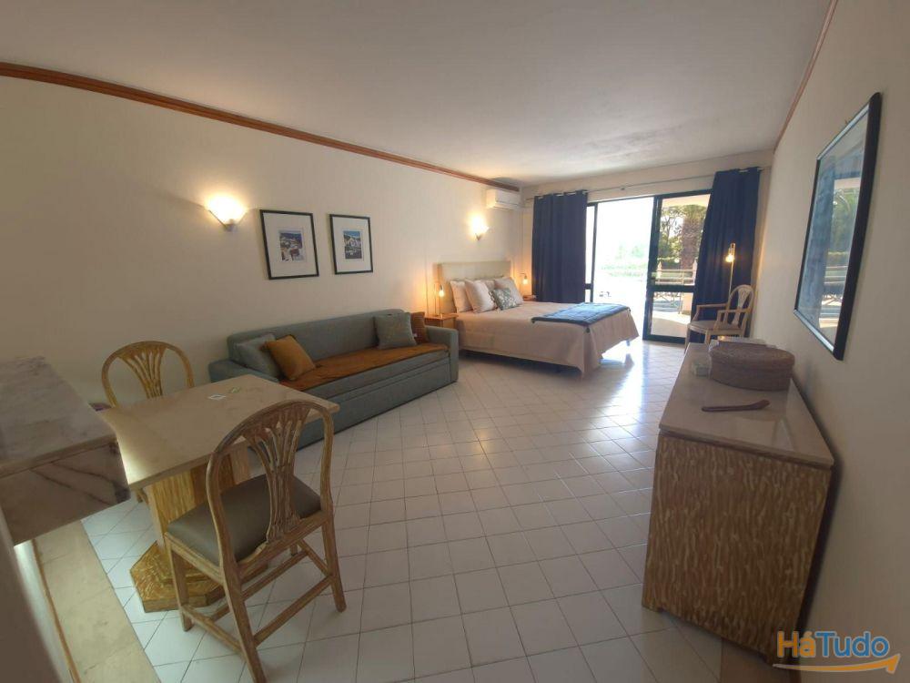 T0 com ampla varanda Albufeira | Ideal para férias ou rentabilidade T0 com ampla varanda Albufeira | Ideal para férias ou rentabilidade