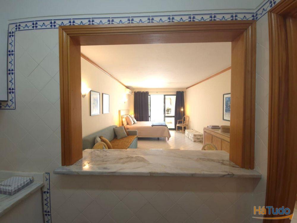 T0 com ampla varanda Albufeira | Ideal para férias ou rentabilidade T0 com ampla varanda Albufeira | Ideal para férias ou rentabilidade