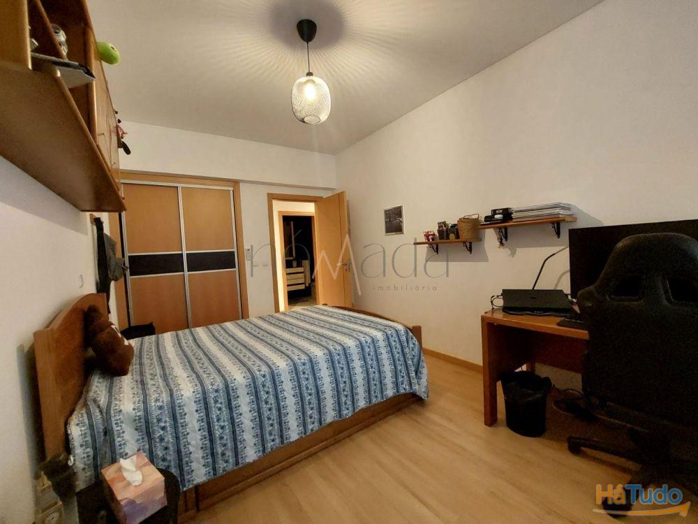 Apartamento T4 com vista rio e estacionamento duplo Onde o conforto encontra o horizonte Apartamento T4 com vista rio e estacionamento duplo Onde o conforto encontra o horizonte