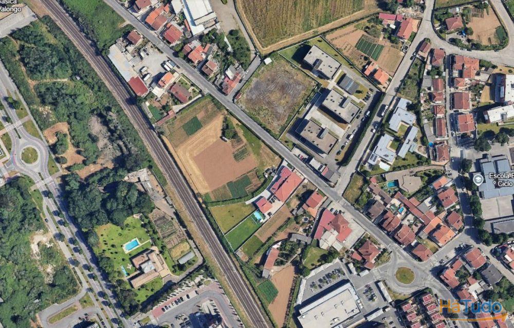 Terreno para construção em altura com 4737,78m2 - Valongo Terreno para construção em altura com 4737,78m2 - Valongo