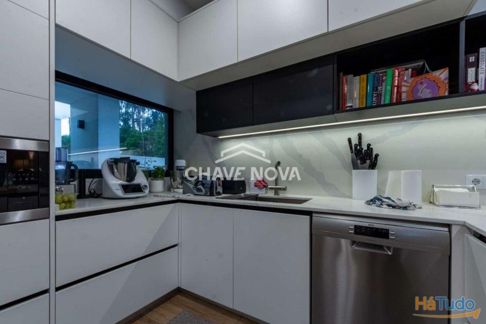 Moradia T4 de Luxo em Milheirós Moradia T4 de Luxo em Milheirós