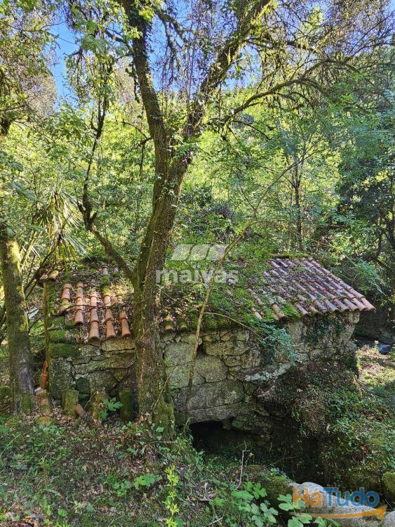 Moinhos em Valdreu, Vila Verde Moinhos em Valdreu, Vila Verde